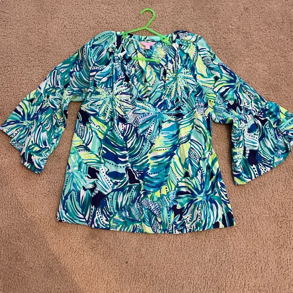 Lilly Pulitzer shirt with ruffle bell sleeve arm detail